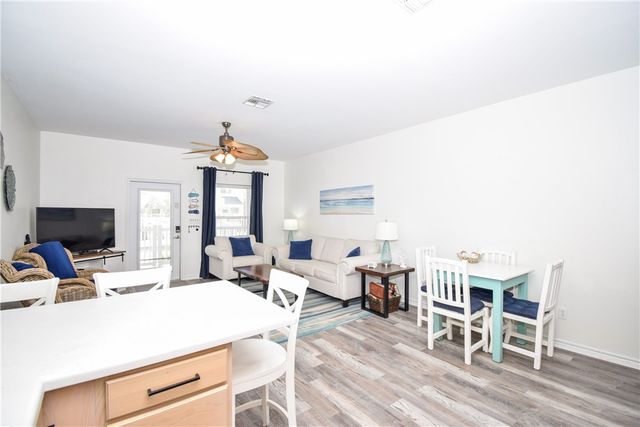 15209 S Padre Island Dr 403, Corpus Christi, TX 78418