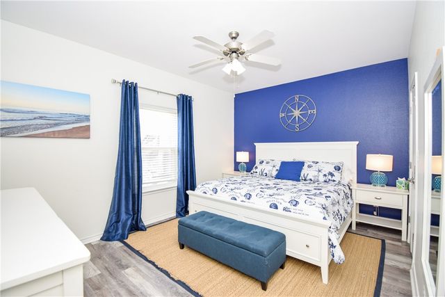 15209 S Padre Island Dr 403, Corpus Christi, TX 78418