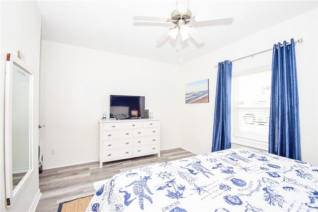 15209 S Padre Island Dr 403, Corpus Christi, TX 78418