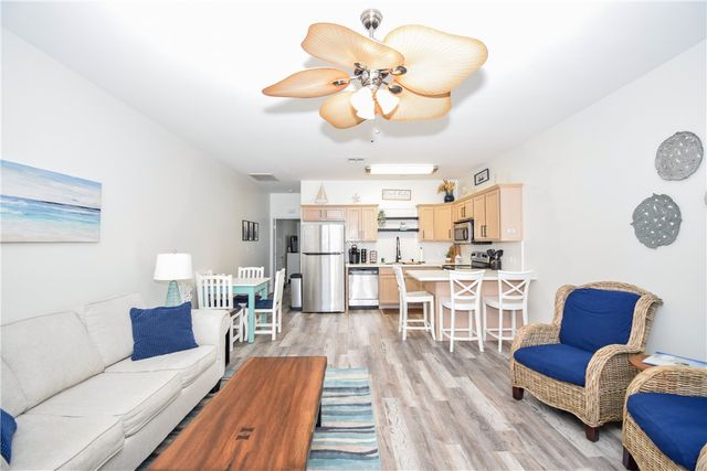 15209 S Padre Island Dr 403, Corpus Christi, TX 78418