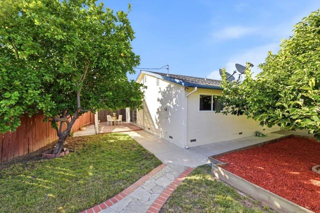 1825 Blue Spruce Court, Milpitas, CA 95035