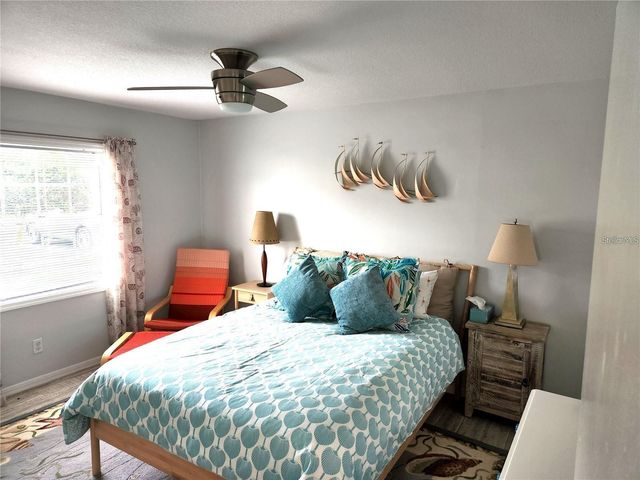 205 POMPANO DRIVE SE B, St Petersburg, FL 33705