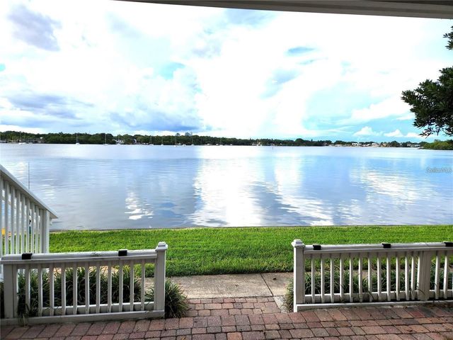 205 POMPANO DRIVE SE B, St Petersburg, FL 33705