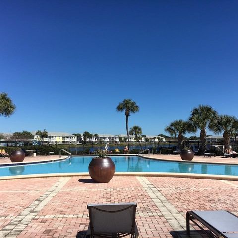 205 POMPANO DRIVE SE B, St Petersburg, FL 33705