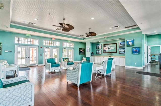 205 POMPANO DRIVE SE B, St Petersburg, FL 33705