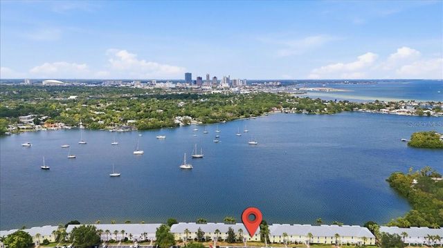 205 POMPANO DRIVE SE B, St Petersburg, FL 33705