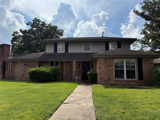 4302 Fernwood Drive, Houston, TX 77021