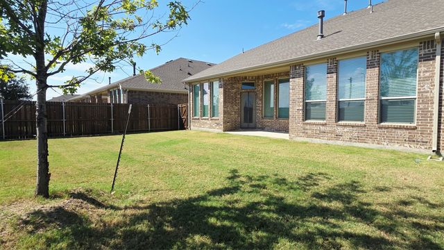 8104 Blue Heron Lane, Mckinney, TX 75071