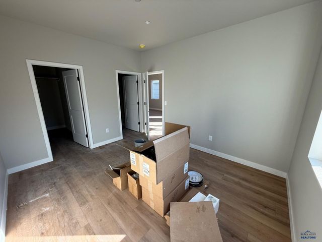 2527 HENNESSY DRIVE, Rapid City, SD 57701