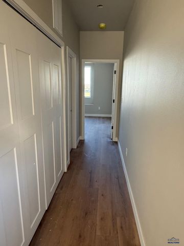 2527 HENNESSY DRIVE, Rapid City, SD 57701