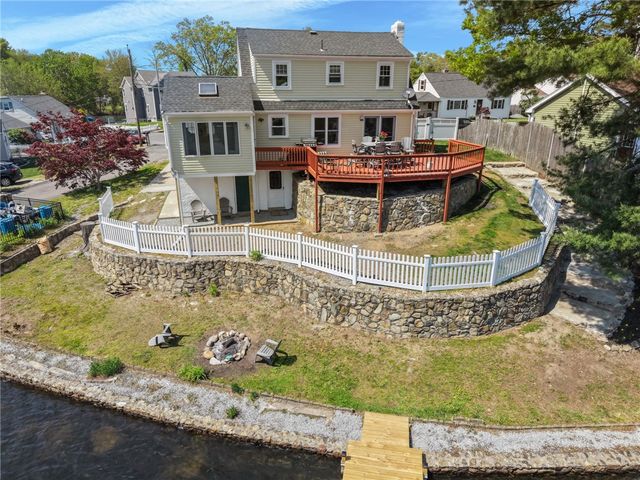 31 Beverly Circle, Smithfield, RI 02828