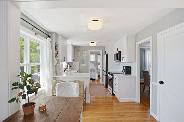 31 Beverly Circle, Smithfield, RI 02828