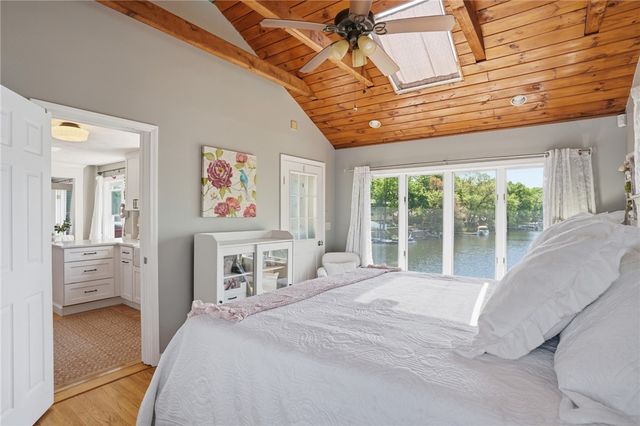 31 Beverly Circle, Smithfield, RI 02828