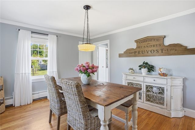 31 Beverly Circle, Smithfield, RI 02828