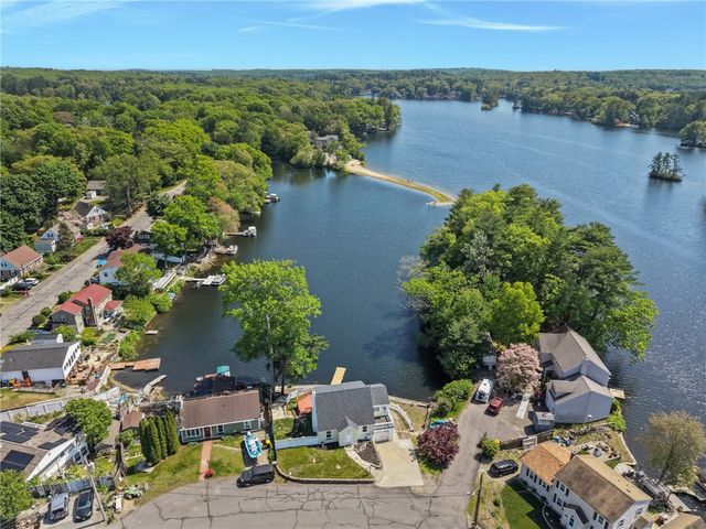 31 Beverly Circle, Smithfield, RI 02828
