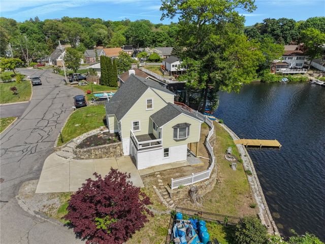 31 Beverly Circle, Smithfield, RI 02828