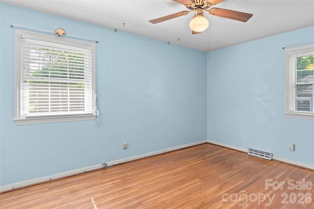1604 Grantham Drive, High Point, NC 27265