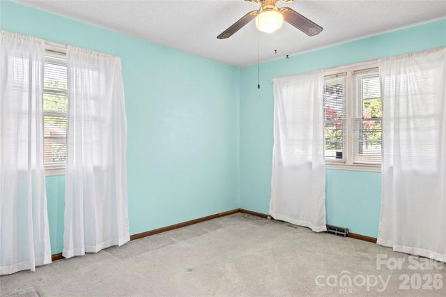 1604 Grantham Drive, High Point, NC 27265