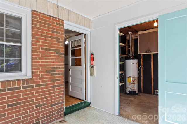 1604 Grantham Drive, High Point, NC 27265