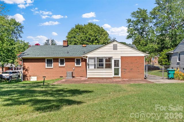 1604 Grantham Drive, High Point, NC 27265