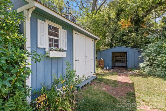 1604 Grantham Drive, High Point, NC 27265