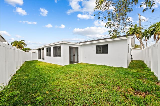 2634 NW 52nd Court, Fort Lauderdale, FL 33309