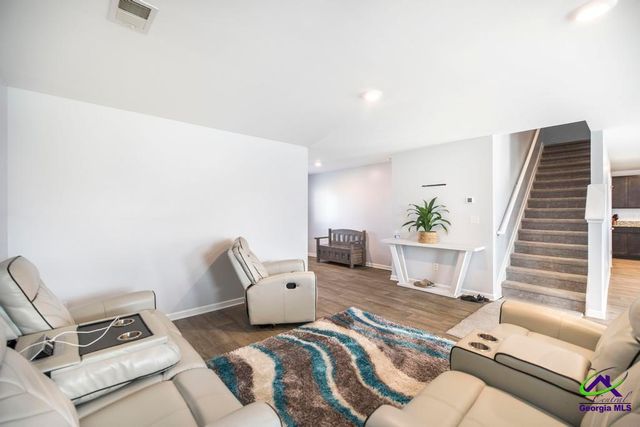 102 Clarks Court, Jackson, GA 30233