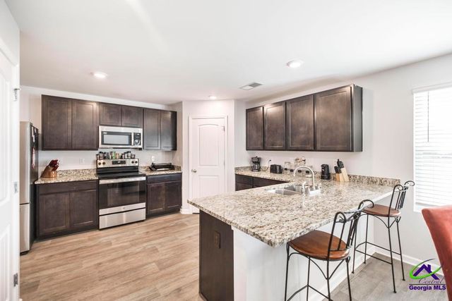 102 Clarks Court, Jackson, GA 30233