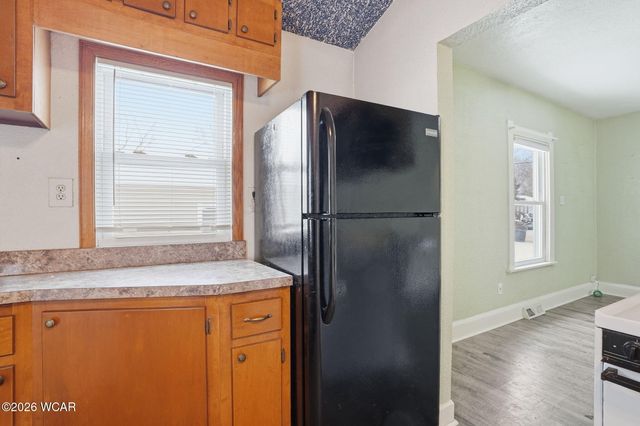 914 Sawyer Road, Toledo, OH 43615