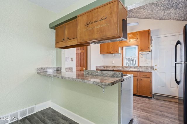 914 Sawyer Road, Toledo, OH 43615