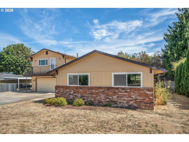 14884 Se PRIMROSE Ave, Milwaukie, OR 97267