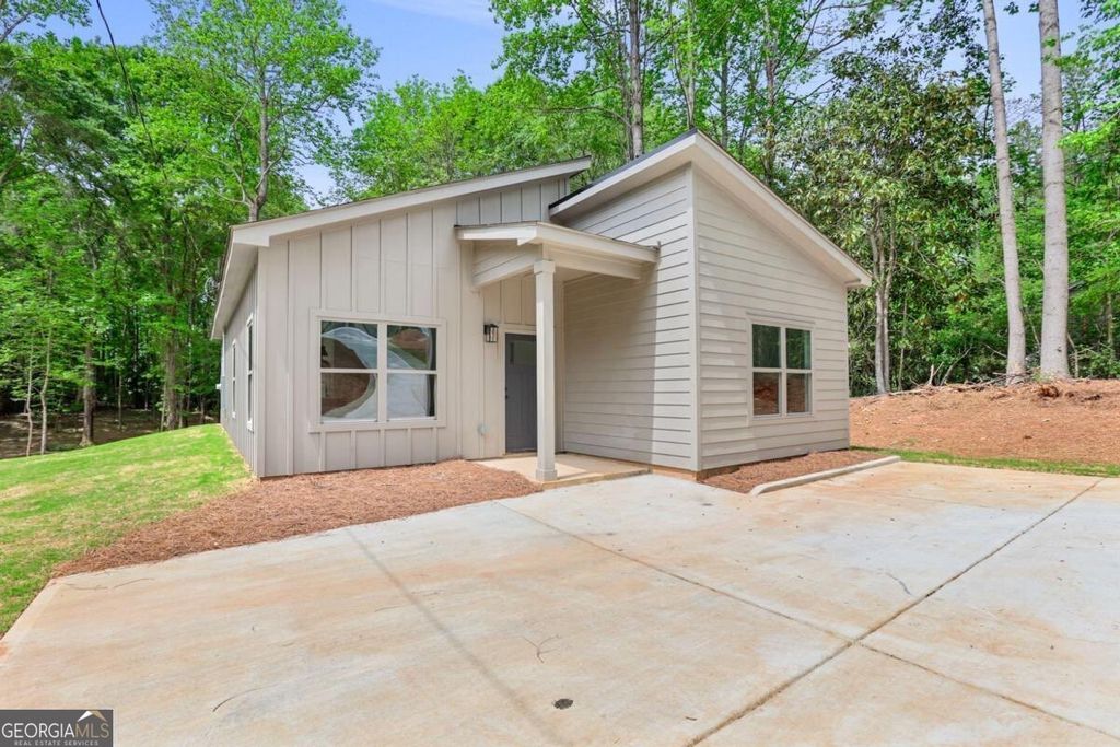 150 Lincoln Street, Hogansville, GA 30230