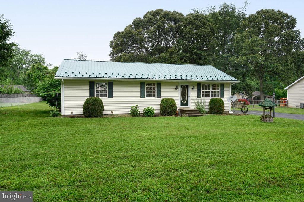 925 ROUND TOP RD, Chestertown, MD 21620