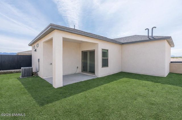 1145 Bronze Hill Avenue, Santa Teresa, NM 88008