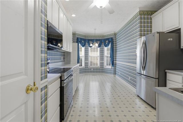 6531 Brook Run Drive, Fayetteville, NC 28306