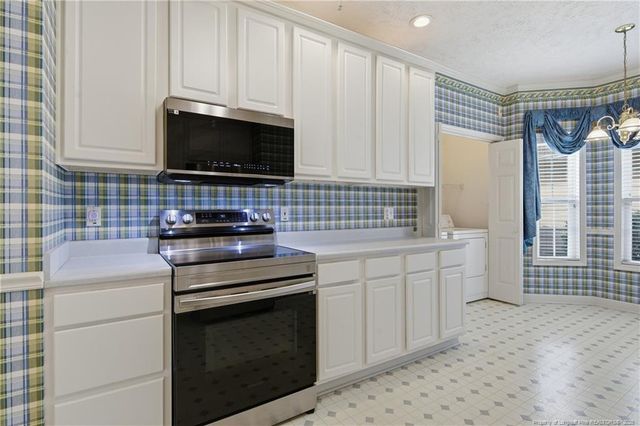 6531 Brook Run Drive, Fayetteville, NC 28306