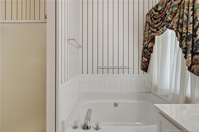 6531 Brook Run Drive, Fayetteville, NC 28306