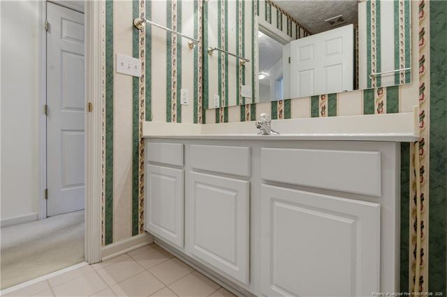 6531 Brook Run Drive, Fayetteville, NC 28306