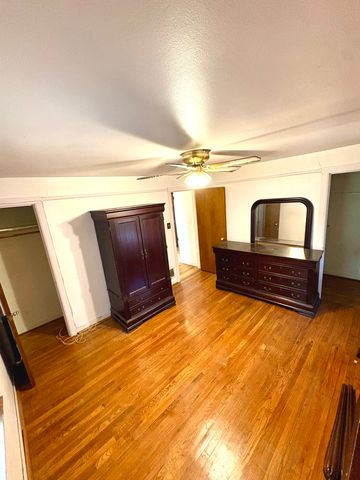 3312 W 84th Street, Chicago, IL 60652