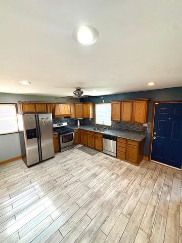 3312 W 84th Street, Chicago, IL 60652