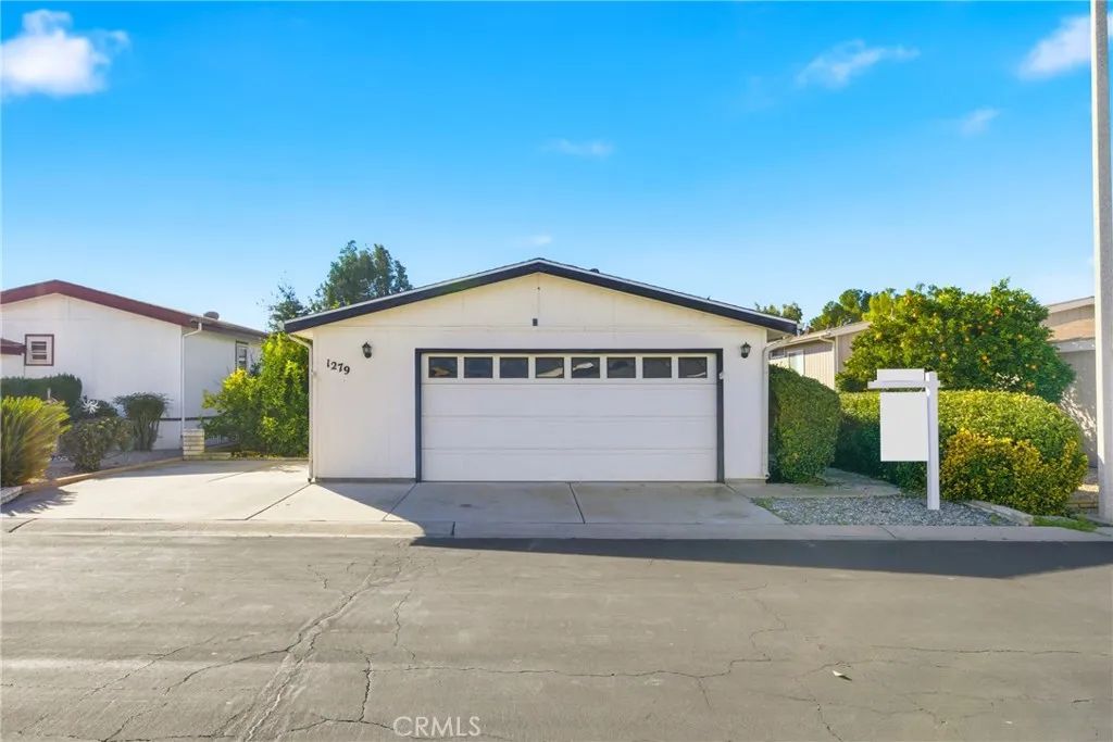 1279 Sorrel Drive, Hemet, CA 92545