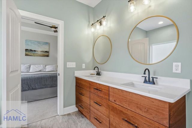 145 Jacobs Circle, Richmond Hill, GA 31324