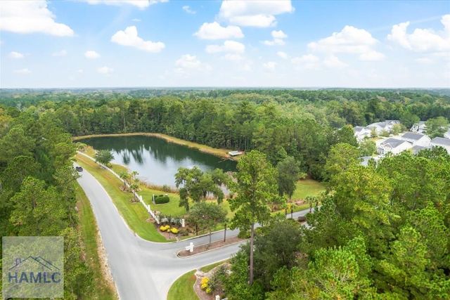 145 Jacobs Circle, Richmond Hill, GA 31324