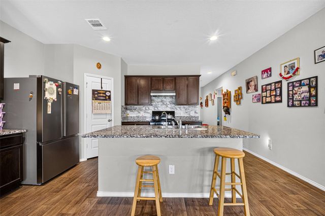3210 Specklebelly Drive Drive, Baytown, TX 77521