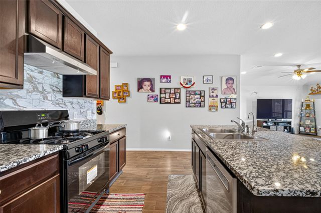 3210 Specklebelly Drive Drive, Baytown, TX 77521