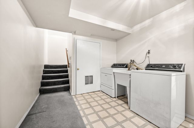 1650 E NICHOLE CIR, Sandy, UT 84093