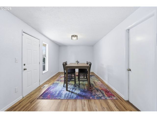 16200 Sw Vincent St, Beaverton, OR 97078