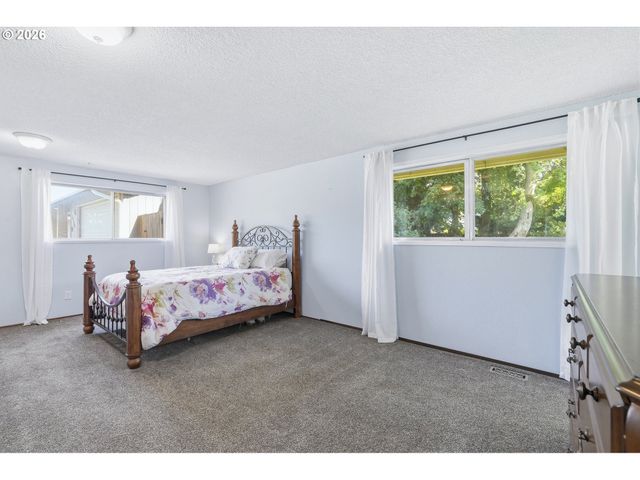 16200 Sw Vincent St, Beaverton, OR 97078