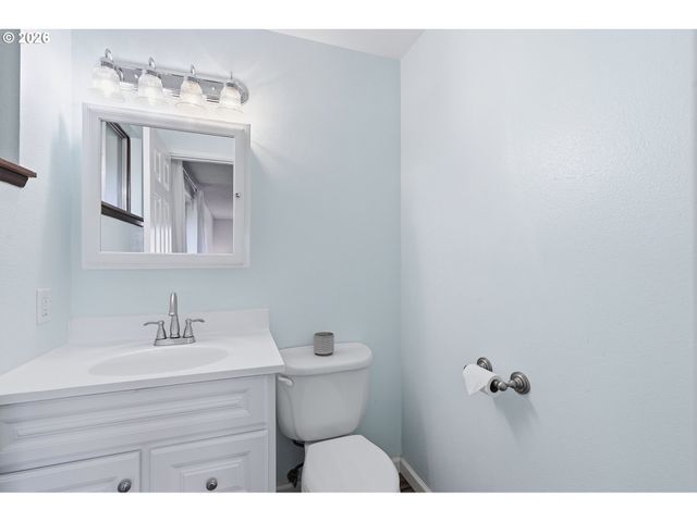 16200 Sw Vincent St, Beaverton, OR 97078