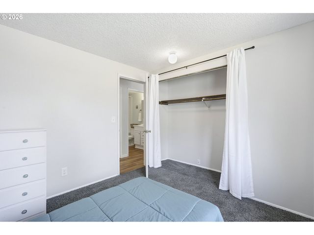 16200 Sw Vincent St, Beaverton, OR 97078